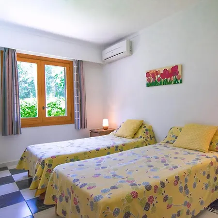 Holiday home Schoene Und Ruhige Villa Auf Dem Lande, Fuer 6 Personen Mit Wifi Inklusive 3 Km Von Pollensa